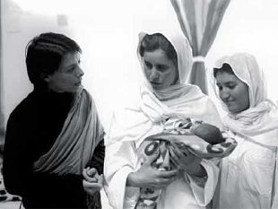 b012100001-venerdi-10-vernissage-per-le-foto-di-dondero-sull-afghanistan