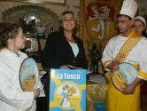 a404102049-pasta-tosca-e-panem-nostrum-protagonisti-al-girogustando-2004