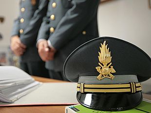 sequestro-da-7-milioni-per-frode-fiscale-a-terzista-di-nota-griffe-internazionale