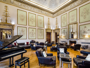 tornano-i-concerti-aperitivo-al-relais-santa-croce