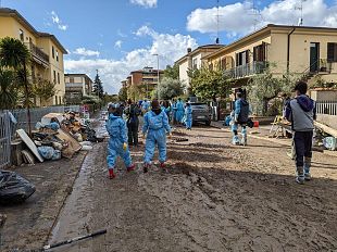raccolta-di-generi-di-prima-necessita-per-le-popolazioni-alluvionate