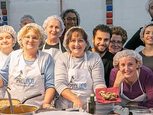 mostra-mercato-del-tartufo-bianco-e-nero-del-mugello-a-borgo