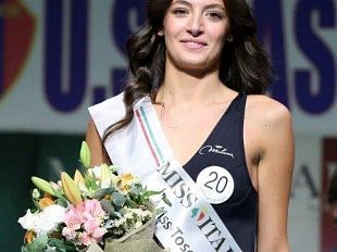 miss-italia-2022-a-finale-regionale-di-miss-eleganza-toscana