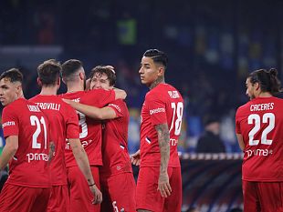 e-nata-una-squadra-i-viola-vincono-anche-a-napoli