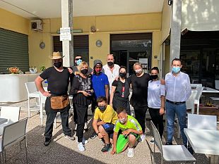 tirrenia-sul-viale-del-tirreno-arriva-il-kosta-cafe