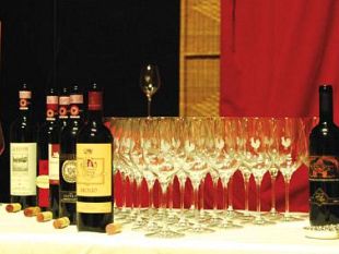 a711151336-teatro-puccini-di-firenze-il-canto-del-gallo-nero-in-versione-invernale