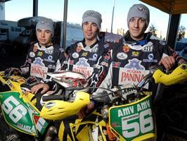 a711151308-enduro-kst-prova-di-gruppo-all-eicma-2007-br-gualdani-tellini-e-gannac-insieme-per-la-prima-volta-in-una-gara-internazionale