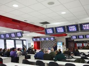 b301091531-corso-di-guida-sicura-per-i-dipendenti-di-molteni-farmaceutici