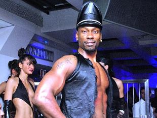 a811261906-musica-il-sabato-allo-yab-tutti-sono-colpevoli-almeno-per-una-notte