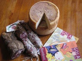 a709121355-de-gustibooks-evento-al-festival-della-creativita-2007-firenze-25-28-ottobre-al-padiglione-delle-nazioni-della-fortezza-da-basso