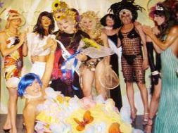 a710051309-la-mostra-omosex-si-fara-a-firenze