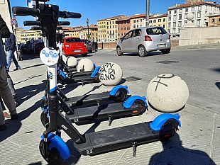 firenze-ecco-i-monopattini-e-gli-scooter-elettrici-a-noleggio