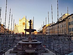 calcio-storico-piazza-santa-croce-si-prepara
