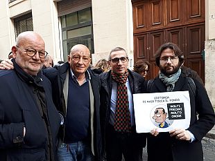 fnsi-ast-e-ordine-dei-giornalisti-manifestano-davanti-al-mise