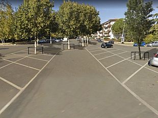 galluzzo-piazza-puliti-diventa-verde-con-17-nuovi-alberi-mangia-smog