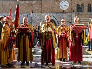 la-lega-del-chianti-ha-celebrato-il-capitolo-annuale-delle-investiture