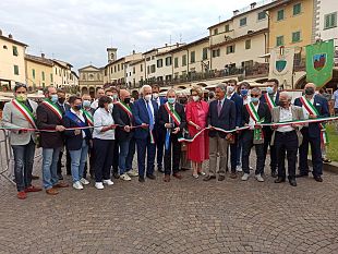festa-del-vino-di-greve-in-chianti-taglio-del-nastro-allexpo-2021