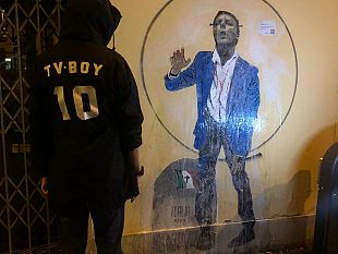 italia-morta-vivente-murales-di-tvboy-contro-il-nuovo-partito-di-renzi