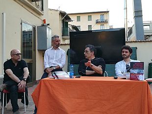 mostro-di-firenze-la-nuova-serie-di-paolo-cochi-presentata-a-firenze