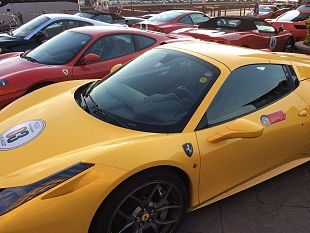 ferrari-a-fiesole-raduno-verso-il-bacco-artigiano