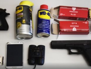 sparava-sulle-saracinesche-dei-negozi