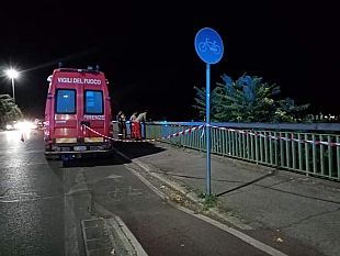 cadavere-ripescato-in-arno-il-morto-e-un-albanese