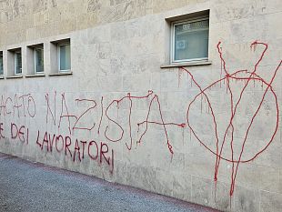 sindacato-nazista-vandali-contro-la-cisl