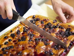 la-schiacciata-con-luva-protagonista-del-food-challenge