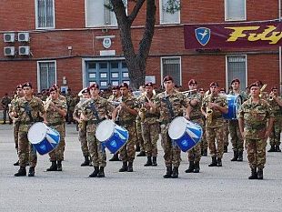 2-giugno-a-firenze-santa-maria-novella-la-banda-della-brigata-folgore
