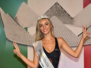 miss-toscana-2023-e-giada-pieraccini-versiliese-di-18-anni