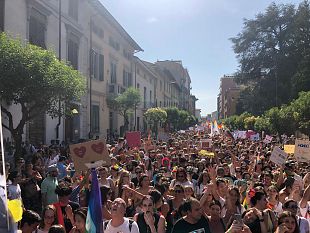 in-20-mila-al-toscana-pride