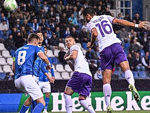 un-pareggio-stretto-per-una-fiorentina-bella-e-sfortunata