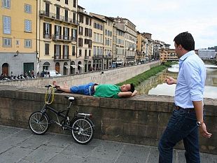 b208071240-santa-trinita-una-volta-ponte-su-firenze-oggi-un-crocevia-di-urbanisti