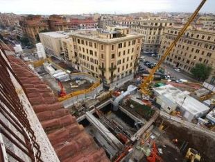 b101292119-tassa-di-scopo-la-pagano-anche-i-viaggiatori-fiorentini