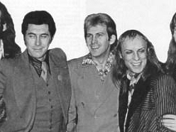 a607171309-sesto-d-estate-i-roxy-music-sul-palco-di-villa-solaria-viale-gramsci-via-strozzi-sesto-fiorentino-inizio-ore-21-15-ingresso-posti-numerati-50-40-euro-posto-unico-25-euro