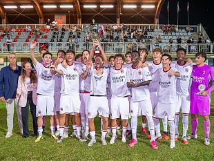 il-milan-trionfa-al-47-torneo-internazionale-nereo-rocco