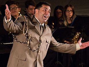 la-banda-di-perrotta-e-la-filarmonica-rossini-insieme-al-lumiere