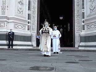 firenze-benedetta-con-la-reliquia-della-santa-spina