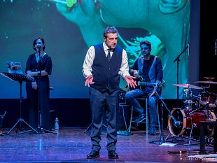 flavio-insinna-apre-la-stagione-del-politeama-pratese