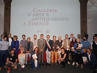 le-gallerie-darte-e-antiquariato-di-firenze-in-un-libro