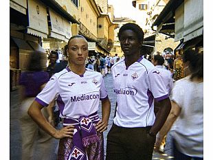 viola-ecco-la-seconda-divisa-202627