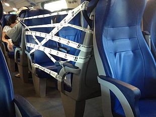 disagi-in-treno-pendolari-ironizzano-posti-riservati-alla-scientifica