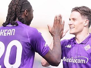 si-colora-di-viola-la-partita-contro-latalanta