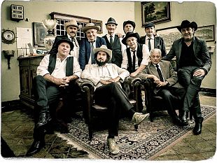 vinicio-capossela-e-la-banda-della-posta-a-fucecchio