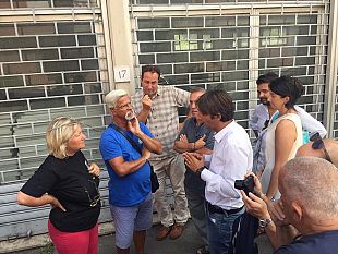 migranti-a-firenze-primi-arrivi-a-peretola