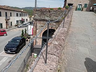 vinci-nuove-recinzioni-di-sicurezza-sulle-mura-storiche