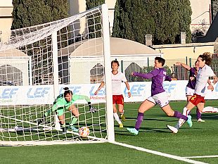 unondata-giallorossa-travolge-le-women-viola