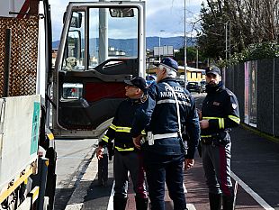 sicurezza-stradale-a-firenze-controlli-congiunti-polizia-vigili