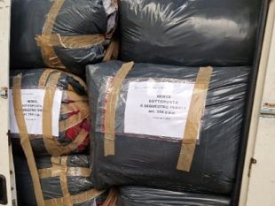 scarichi-abusivi-di-rifiuti-in-varie-zone-del-quartiere-5