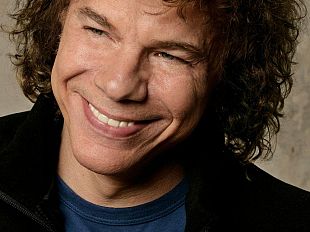 b308172244-music-more-riccardo-cocciante-racconta-la-sua-lunga-carriera